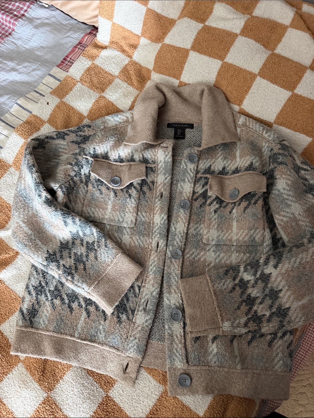 Tahari Beige and Gray Patterned Button-Front sweater jacket